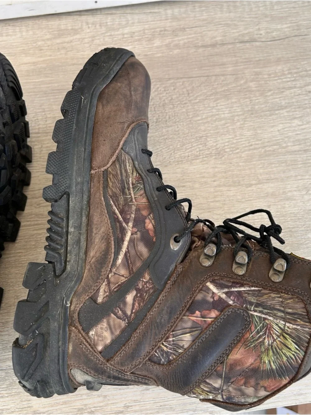 Thorogood Veracity Hunting Boots  Men's 10.5 Camo GTX Waterproof USA 8